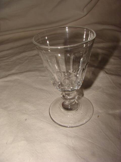 8 crystal aperitif glasses by "Baccarat", model "Caton"