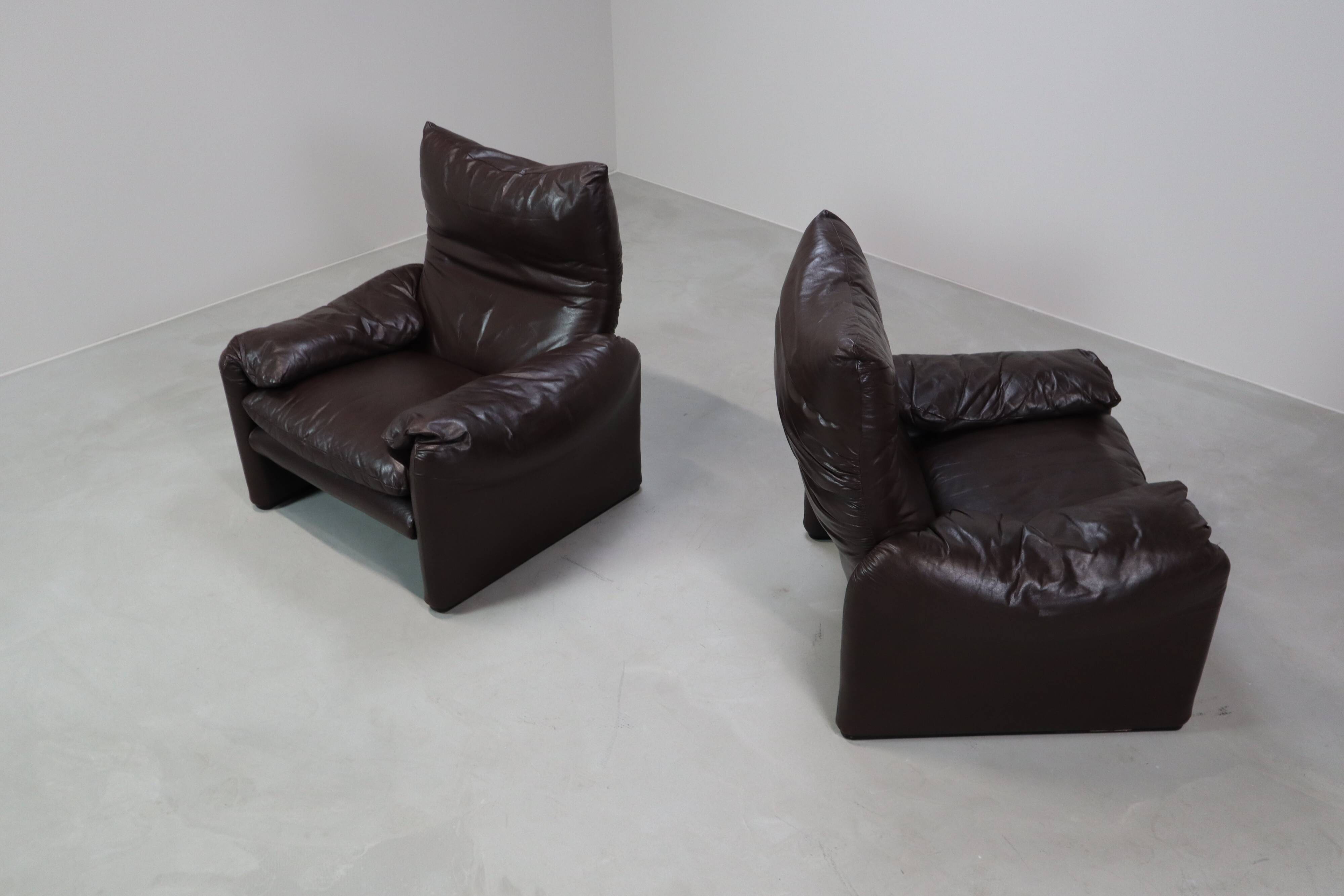 Pair of Maralunga leather armchairs by Vico Magistretti for Cassina, 1974