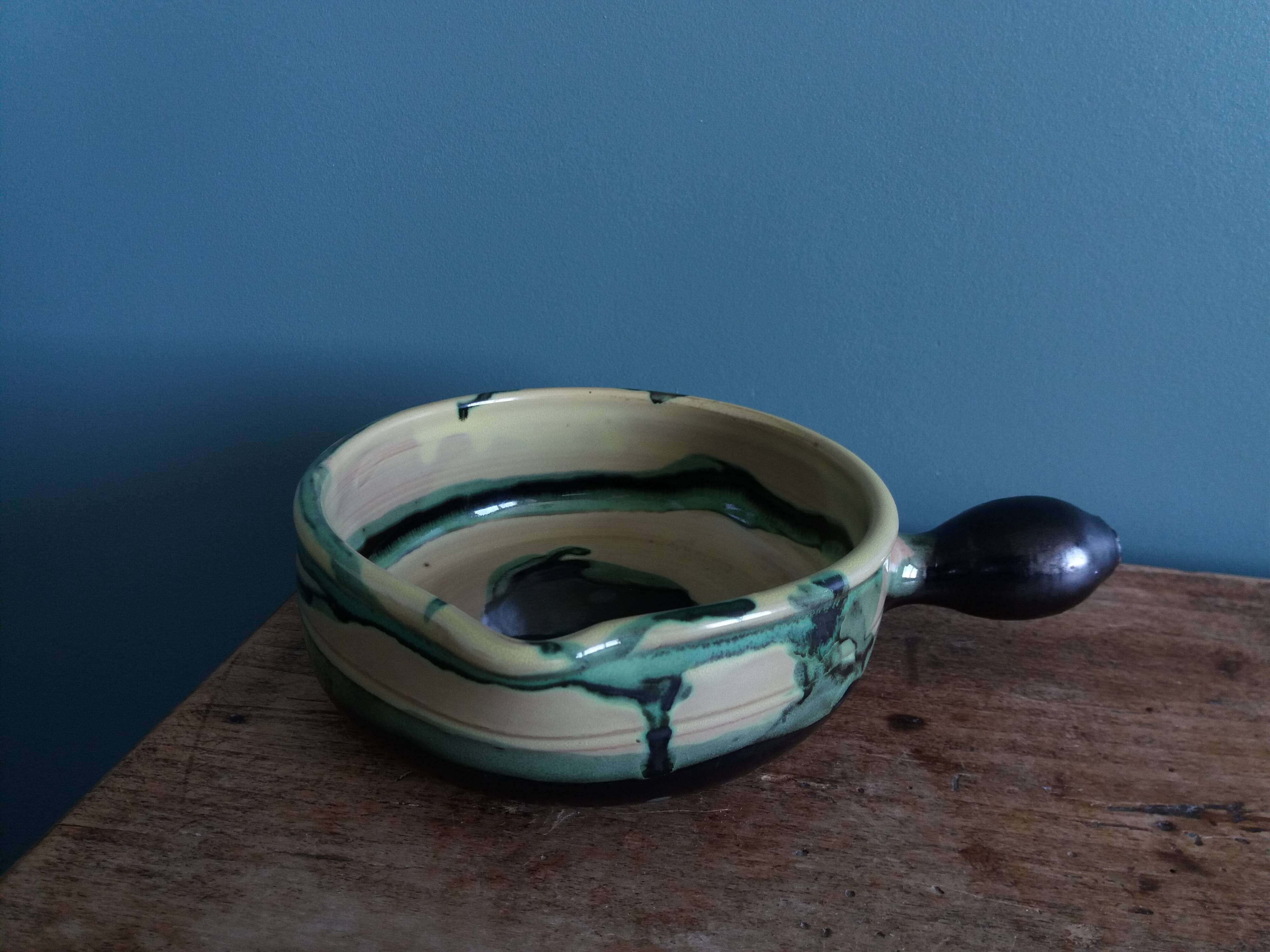 Caquelon signed André Chaudemanche in Malicorne clay