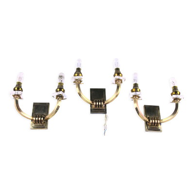 Trois appliques double laiton et lucite France Mid-Century