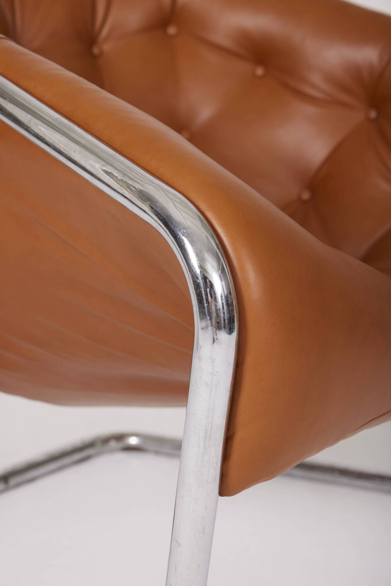 Fauteuil en cuir "Boxer" Kwok Hoi Chan pour Steiner, 1970s