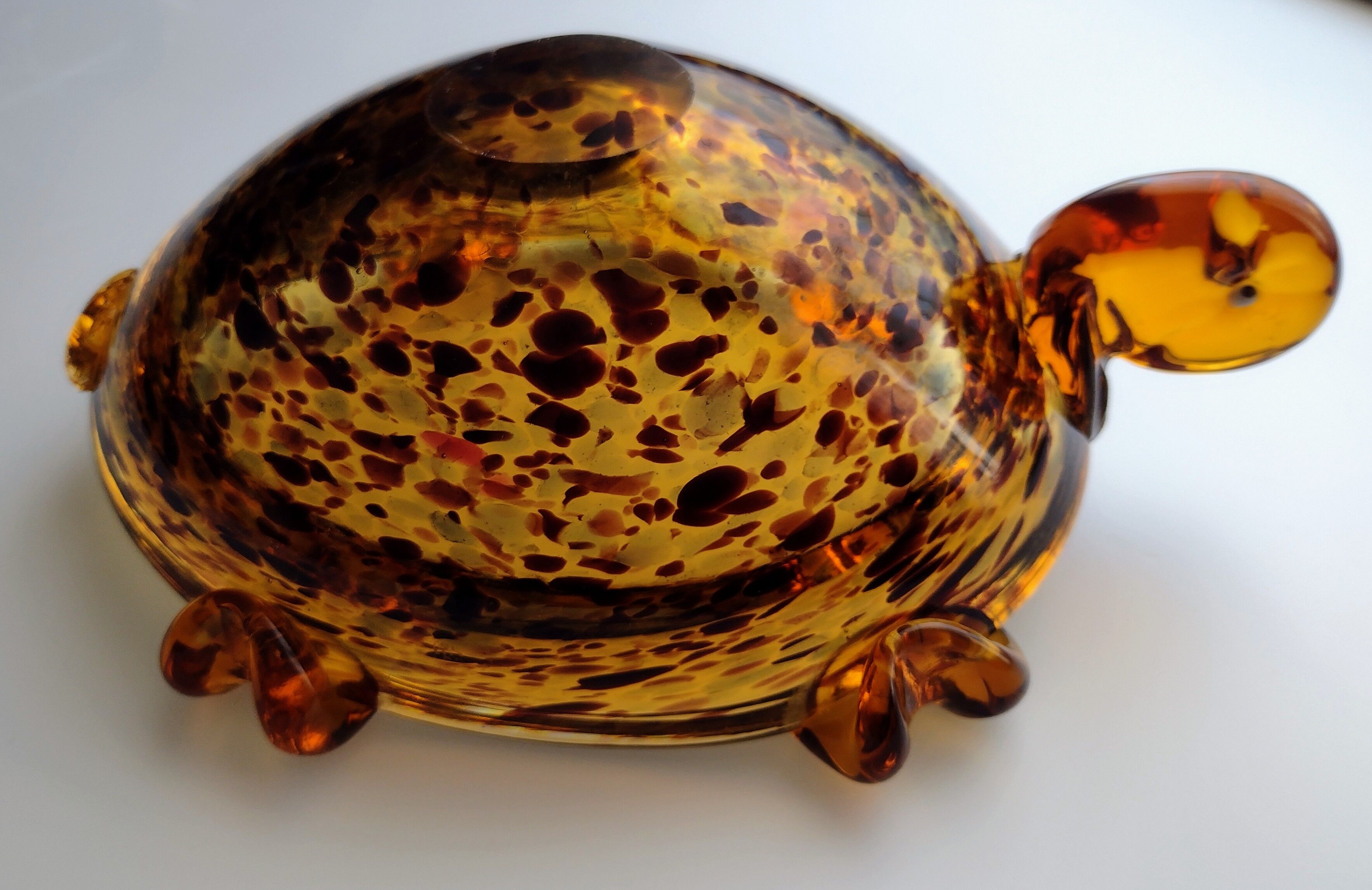 Murano speckled glass tortoise ashtray decoration