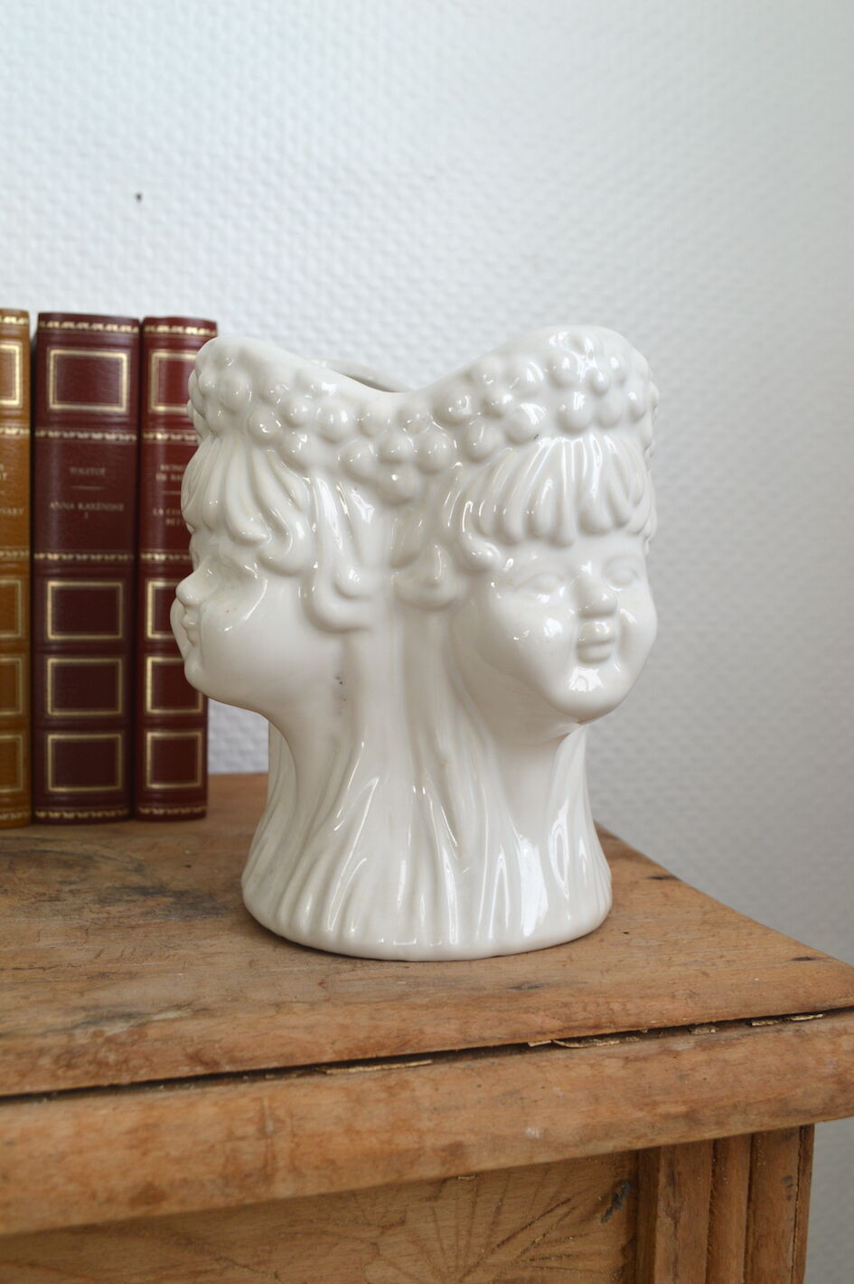 Anthropomorphic 4-face pot cover