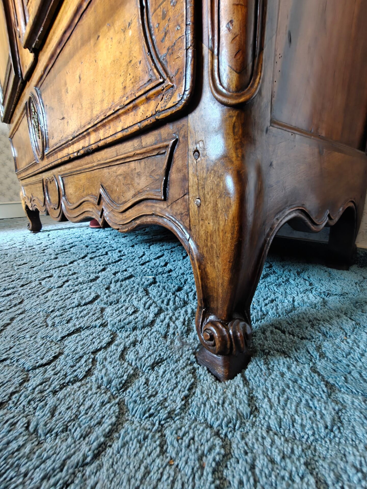 Provencal wardrobe from the Regency period