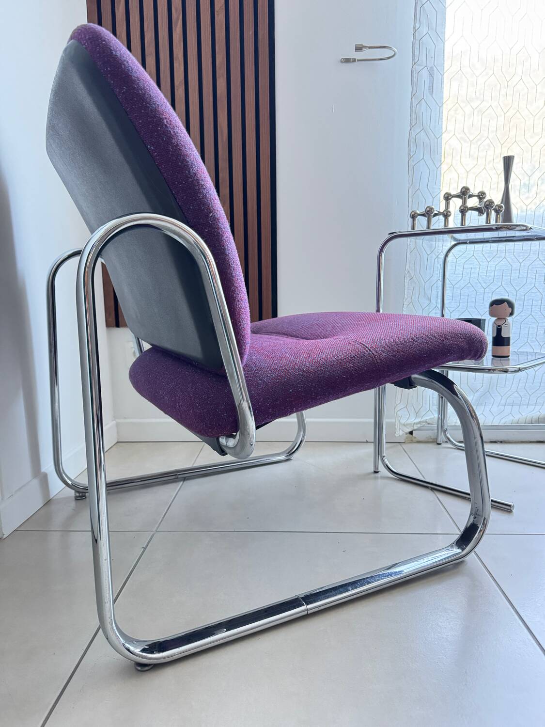 Old vintage Strafor fireside chair
