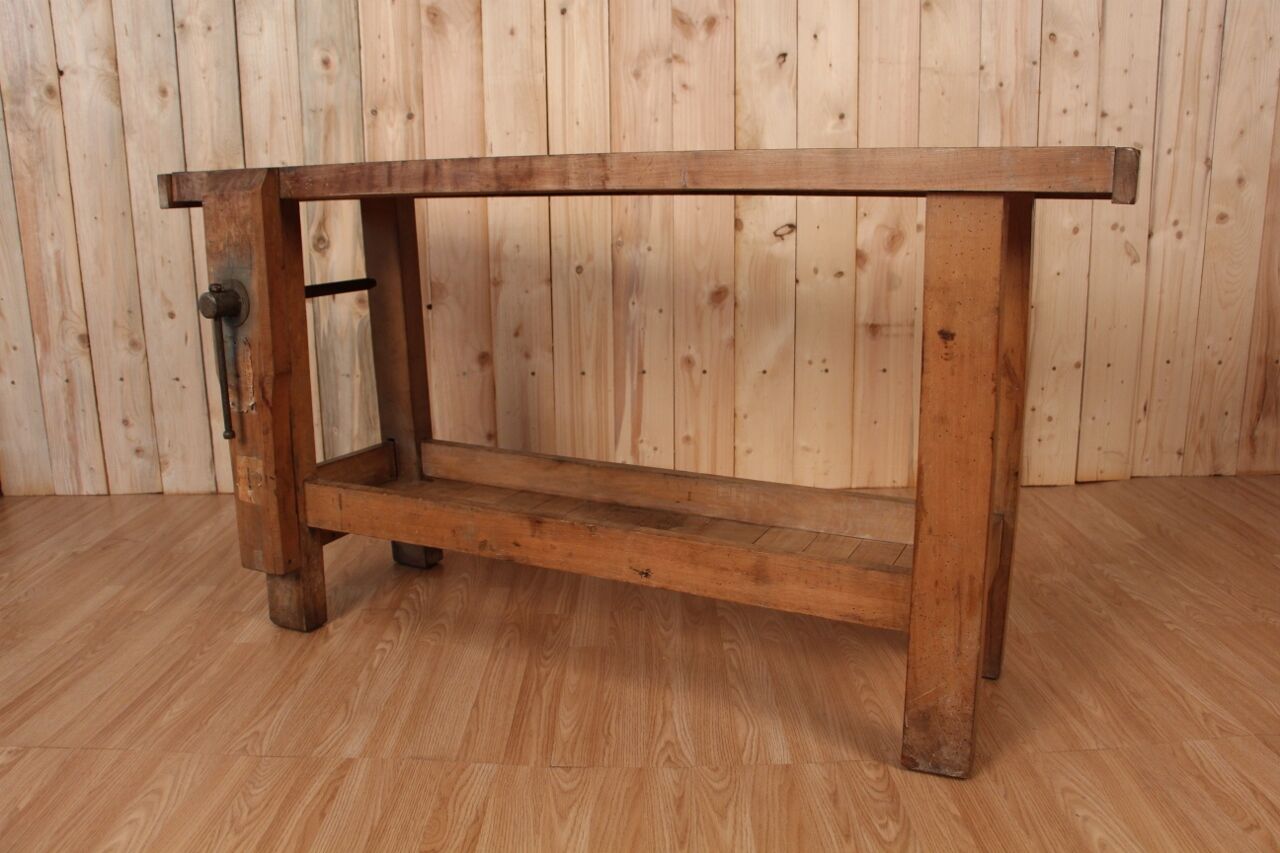 Former beech industrial workbench