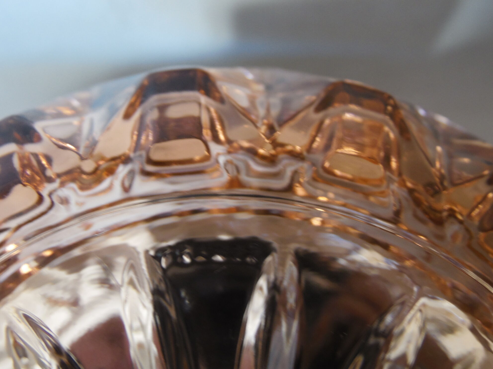 Polished glass ashtray pink blush