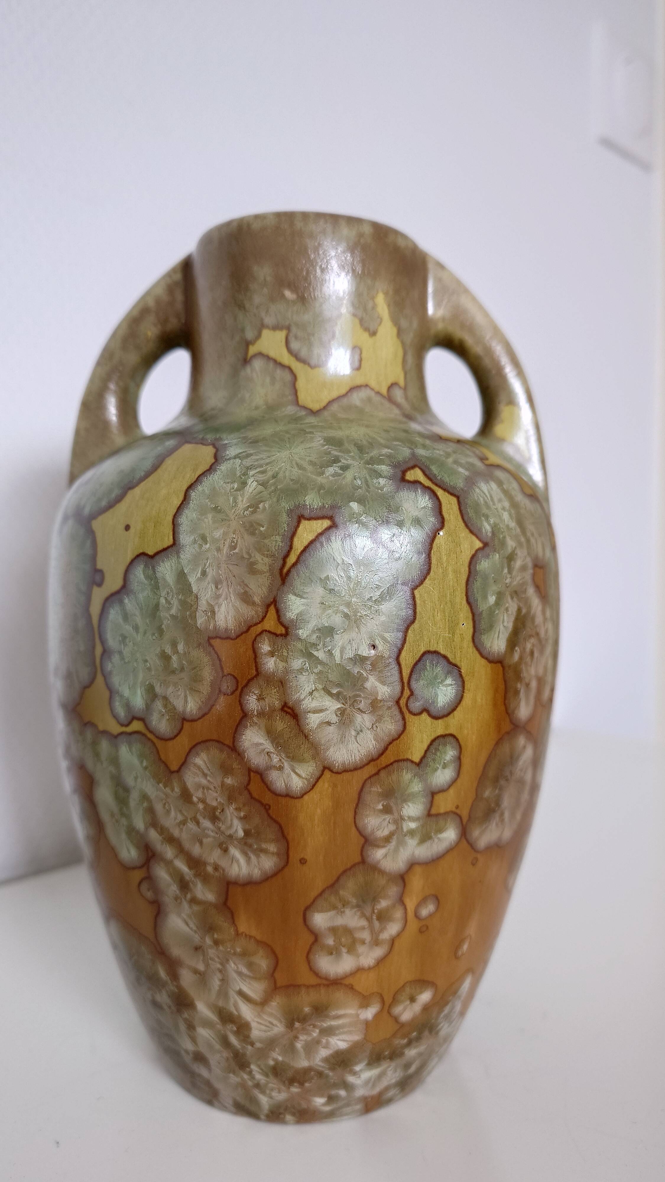 Iridescent crystal-glazed ceramic vase, with two handles, decorative piece.