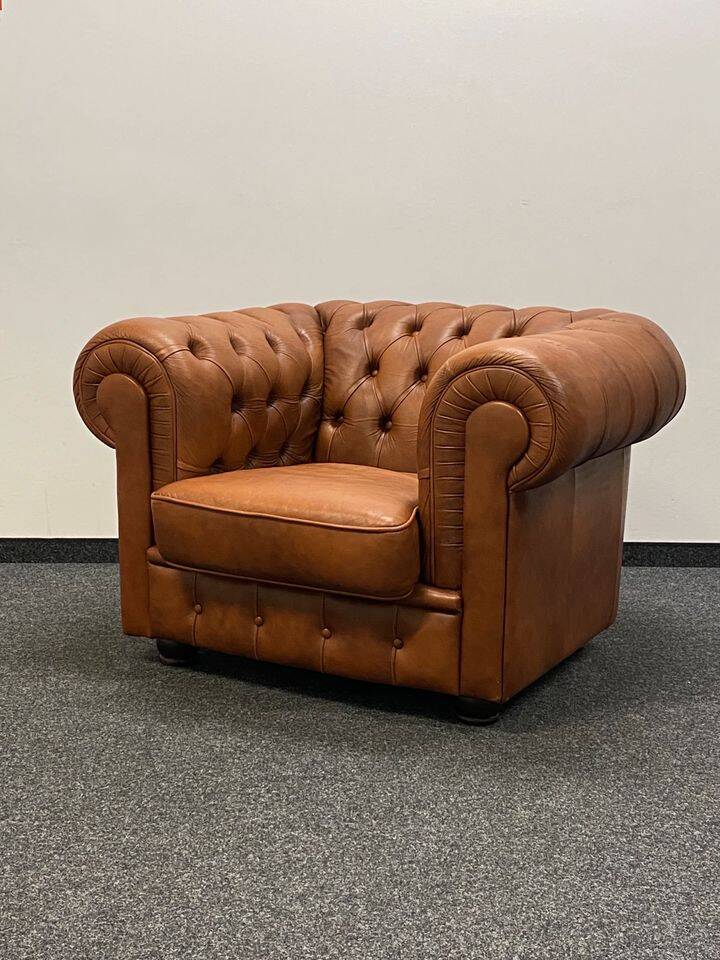 Vintage chesterfield brown leather club chair
