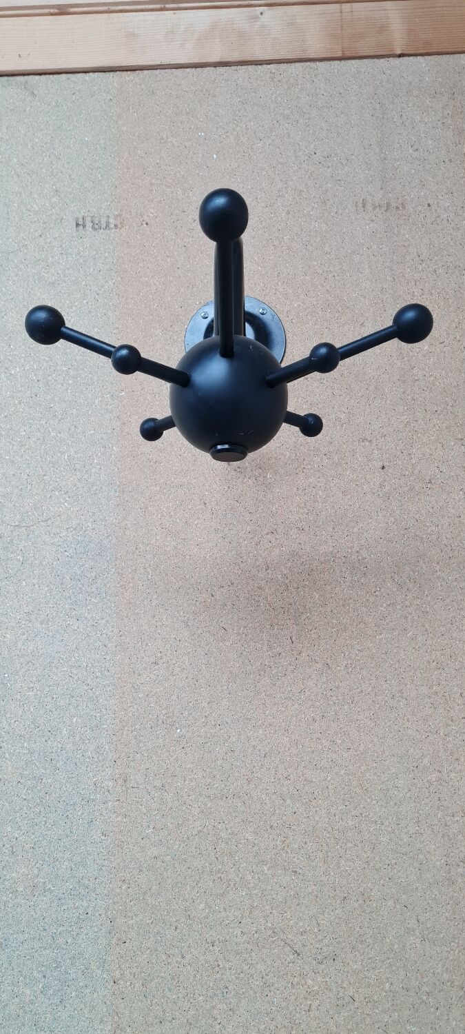 Wall coat rack sputnik