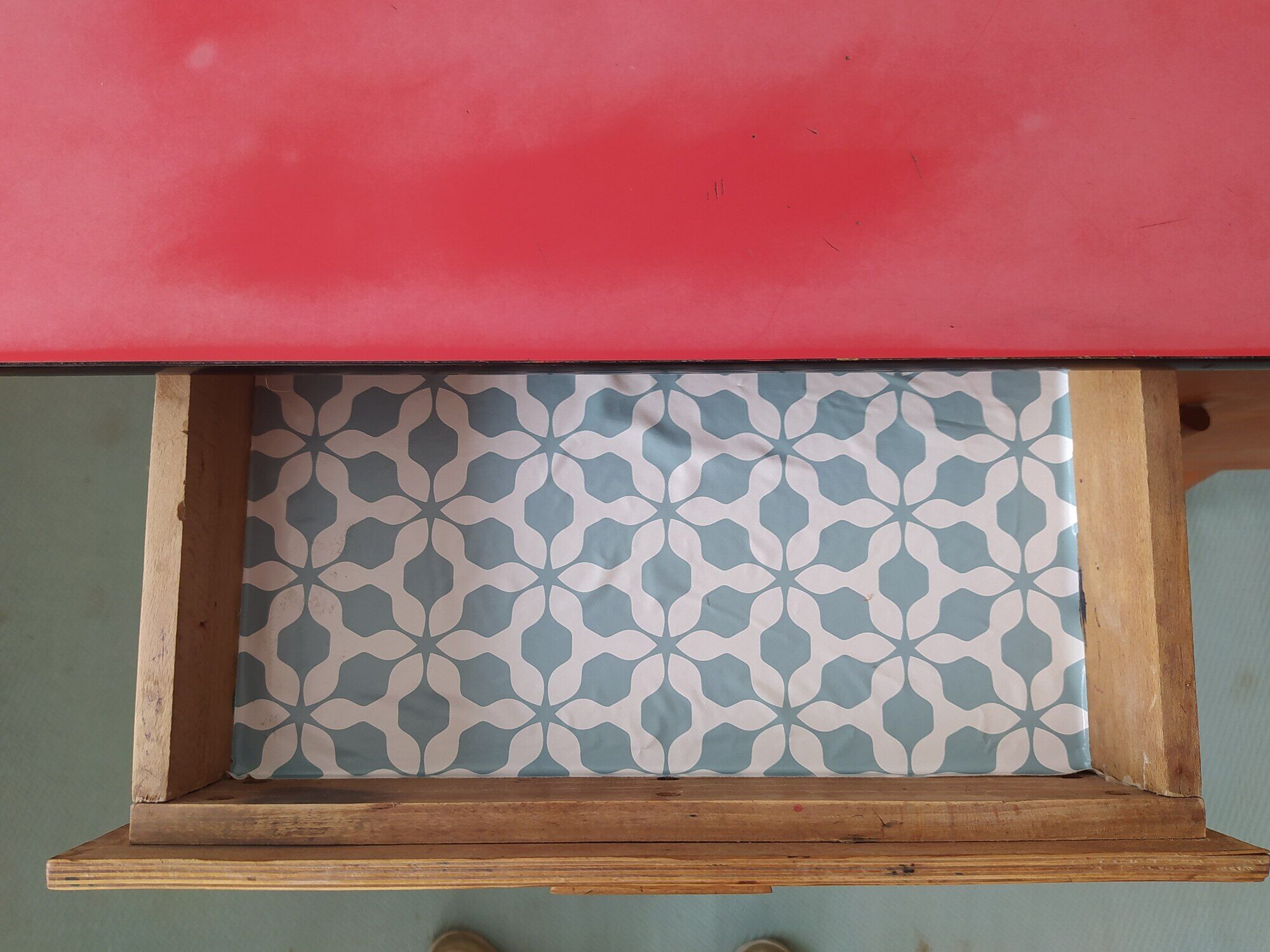 Vintage children's desk Baumann wood and formica 50s