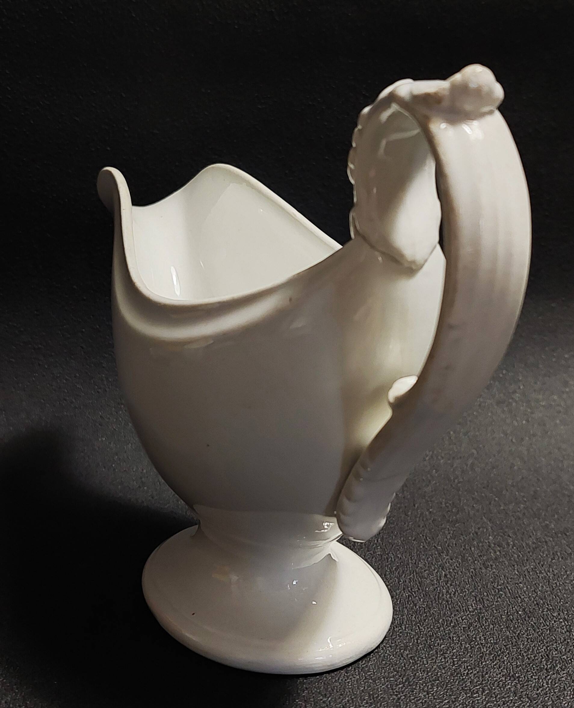 White iron earth sauce boat from Creil and Montereau, late 19th century