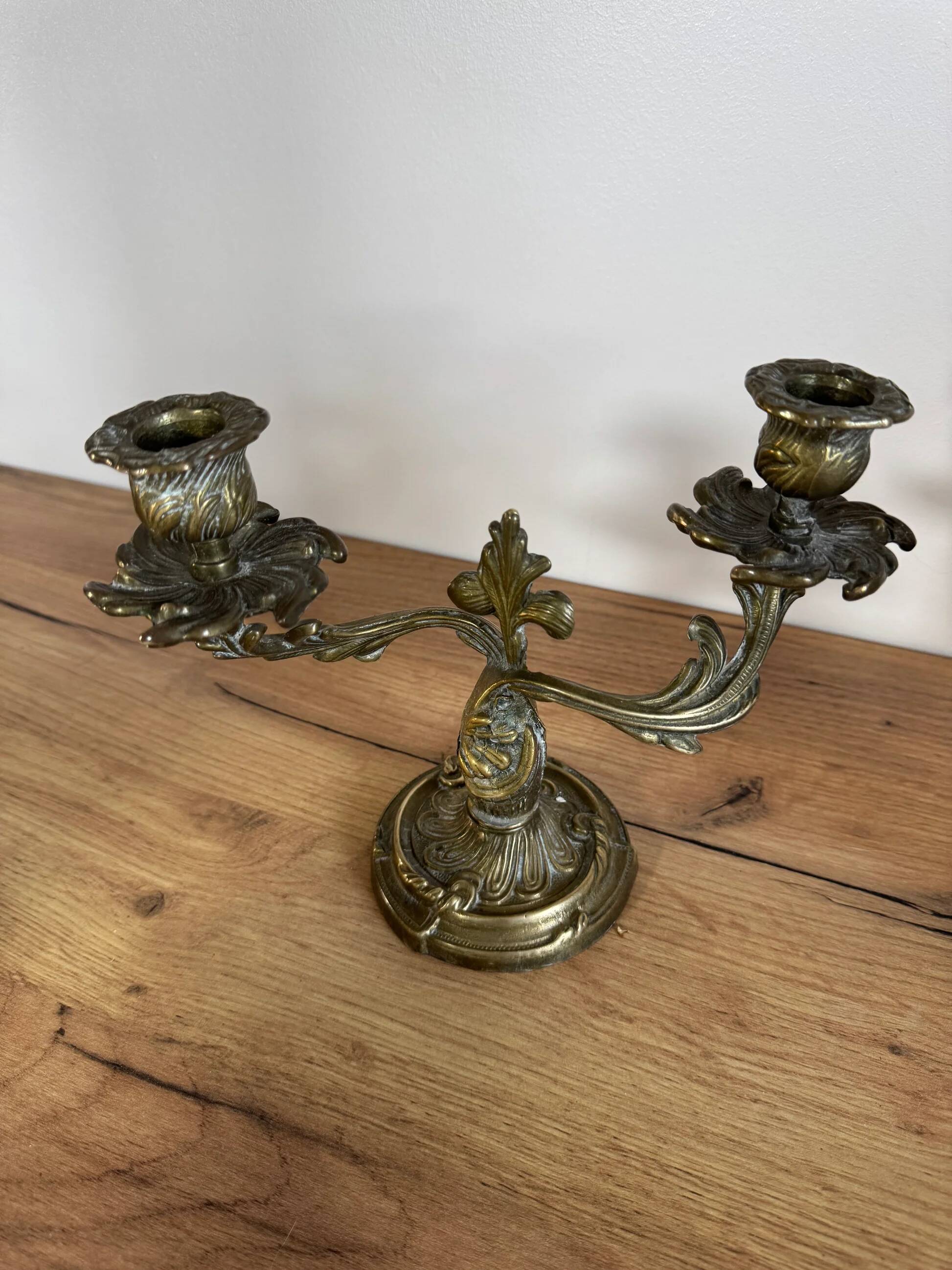 Set of 2 bronze candlesticks
