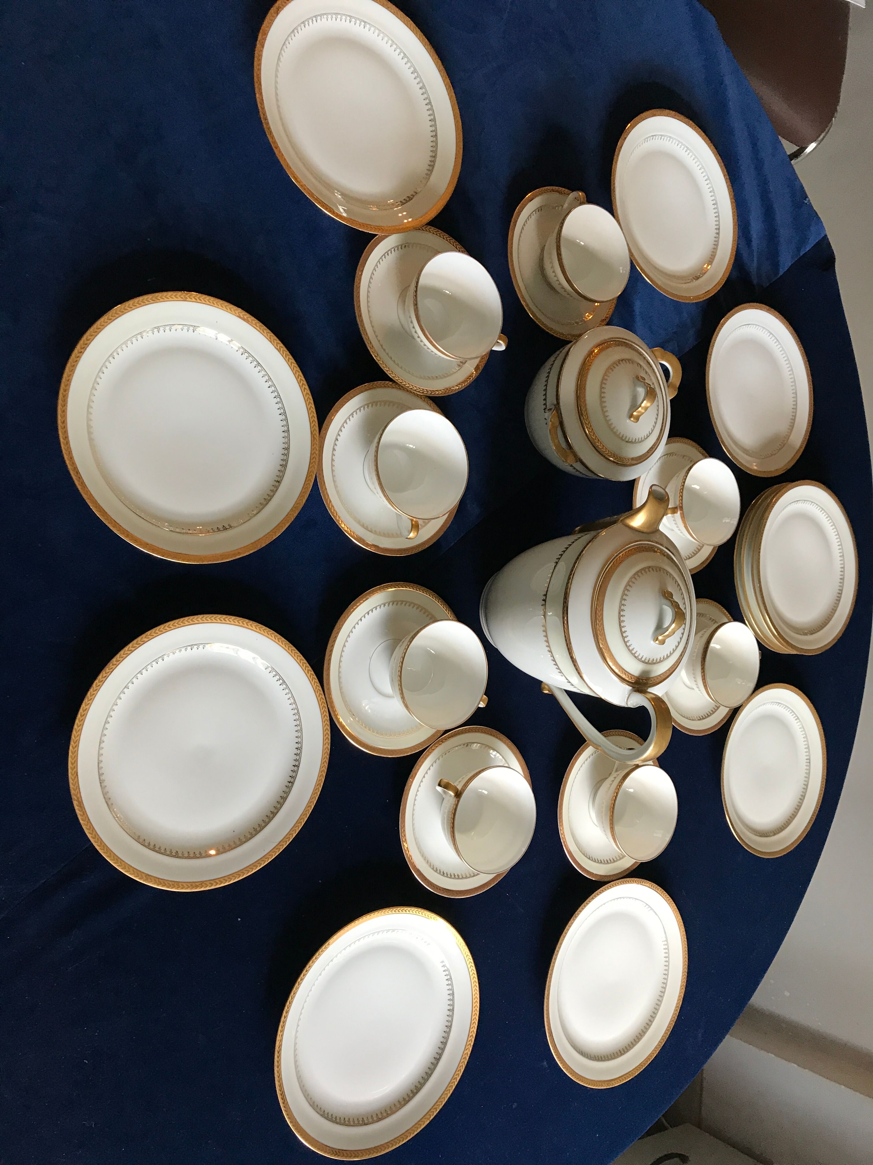 Limoges porcelain coffee service by Chastagner for 8 people