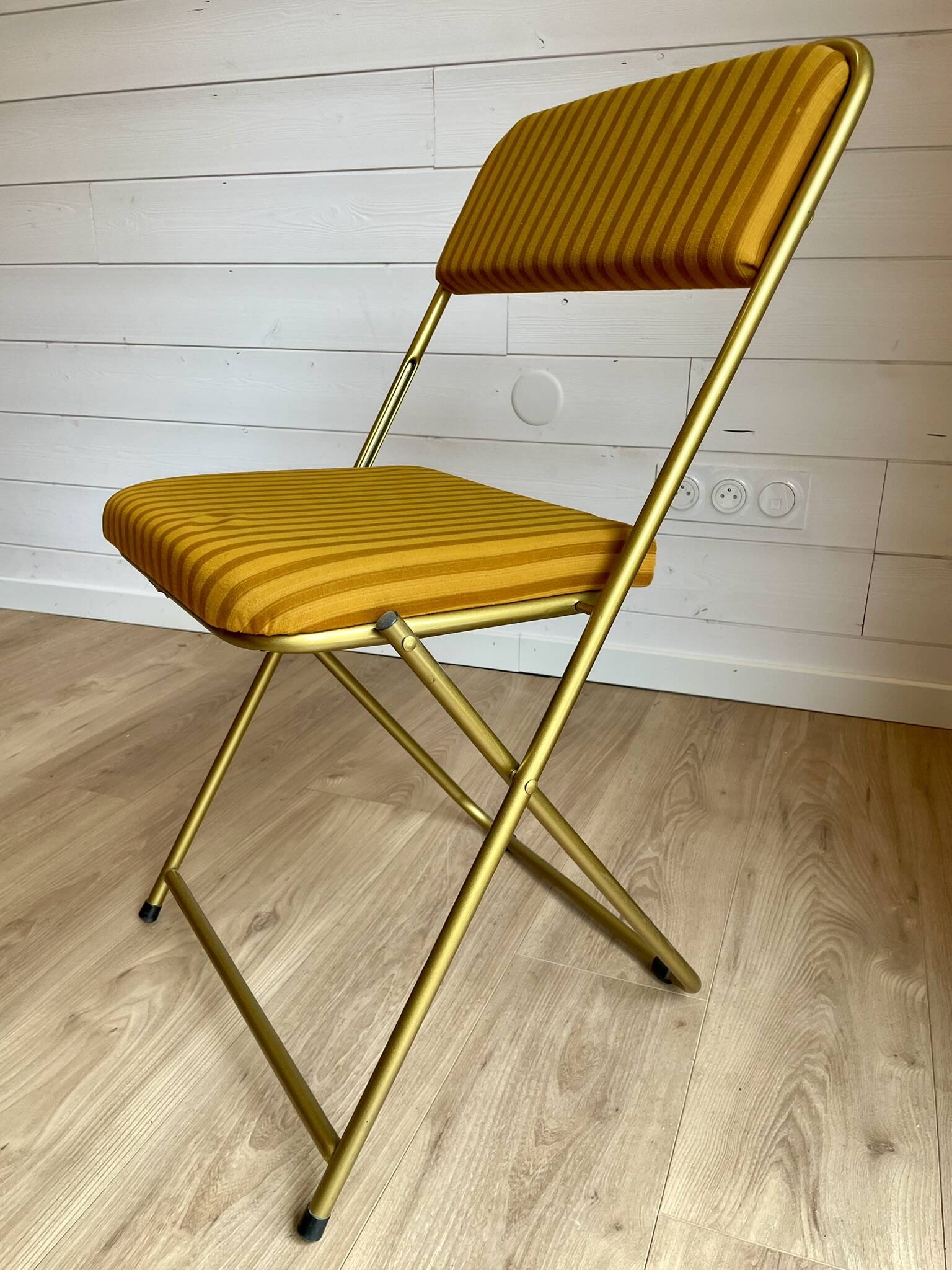 Set of 4 vintage Lafuma CHANTAZUR folding chairs from the 70s in mustard.