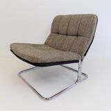 DUX International lounge chair pair