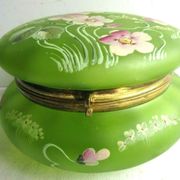 Candy box or jewelry box, Enamelled Art Nouveau glass Legras: Pink flowers