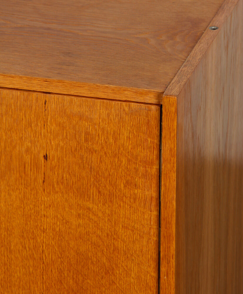 Commode par Jiroutek pour Interier Praha modèle U-450, 1960