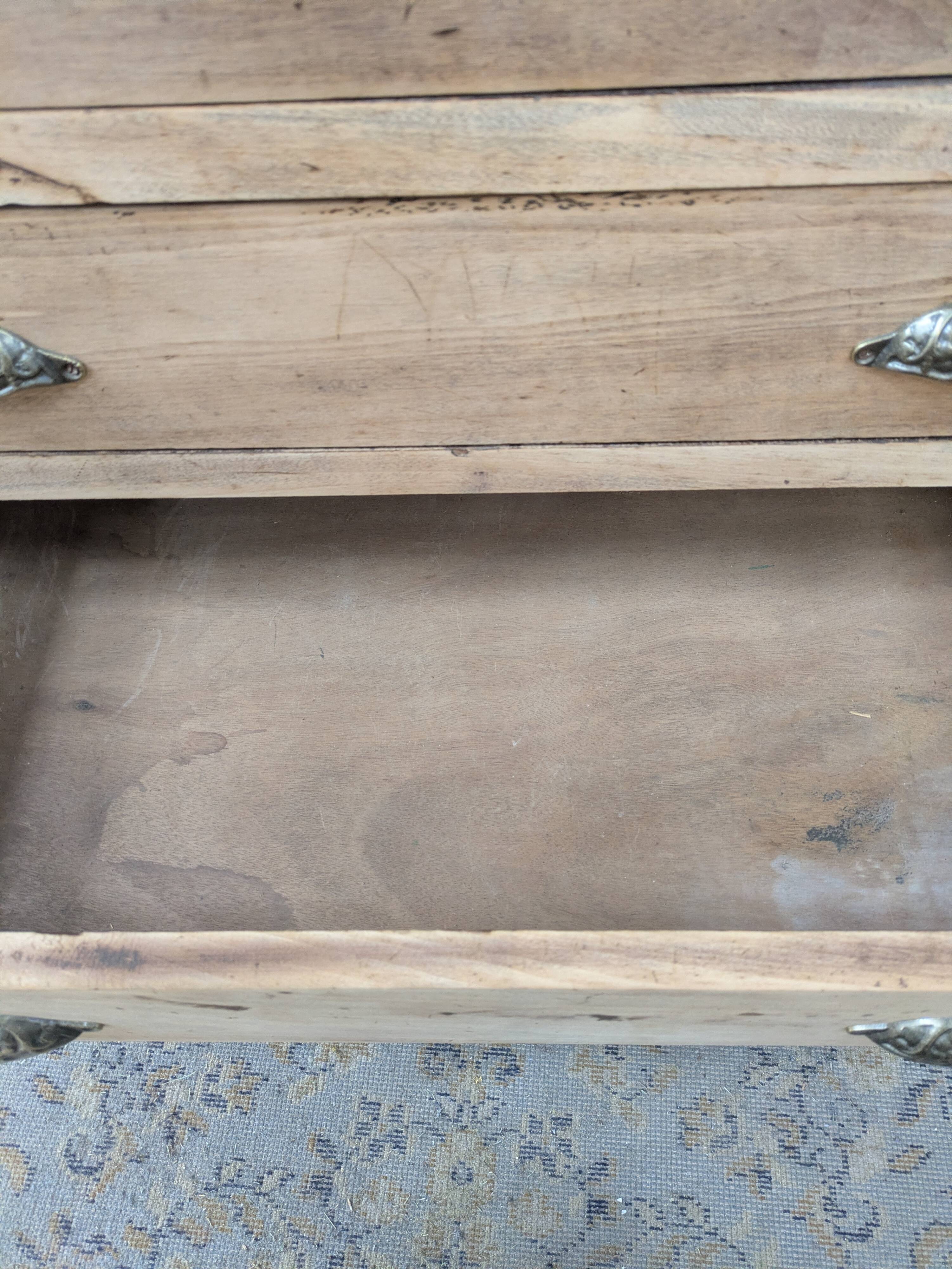 Raw chest of drawers