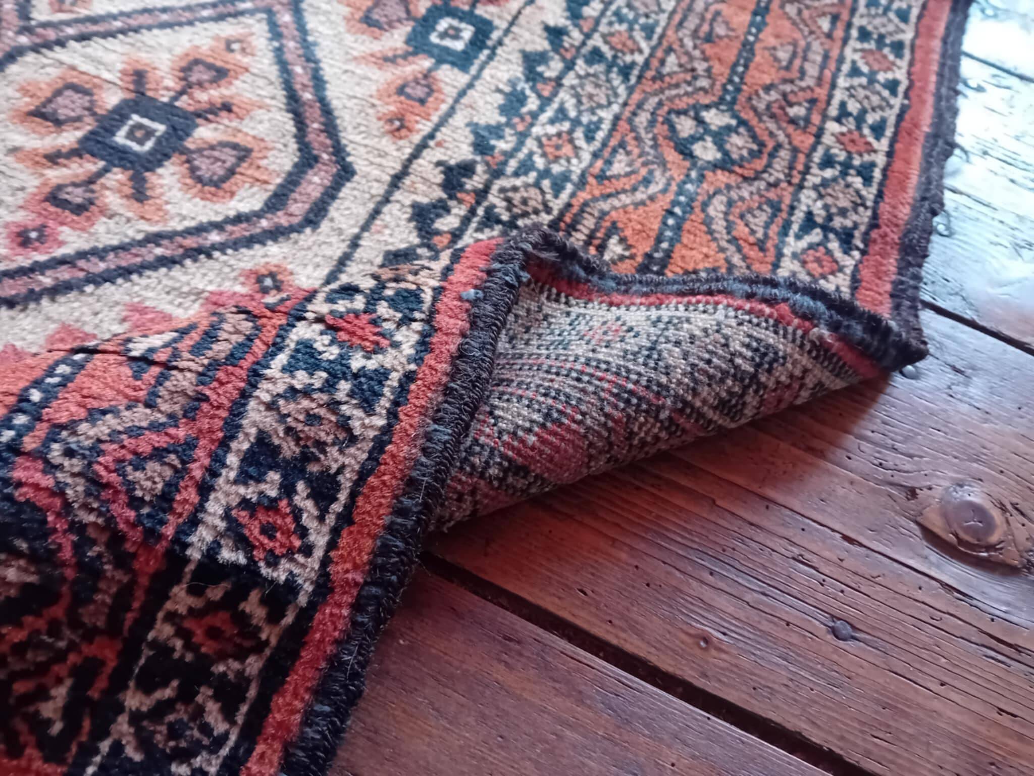 Handmade Persian Beluch Rug 144x77cm