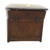 Old box fishing