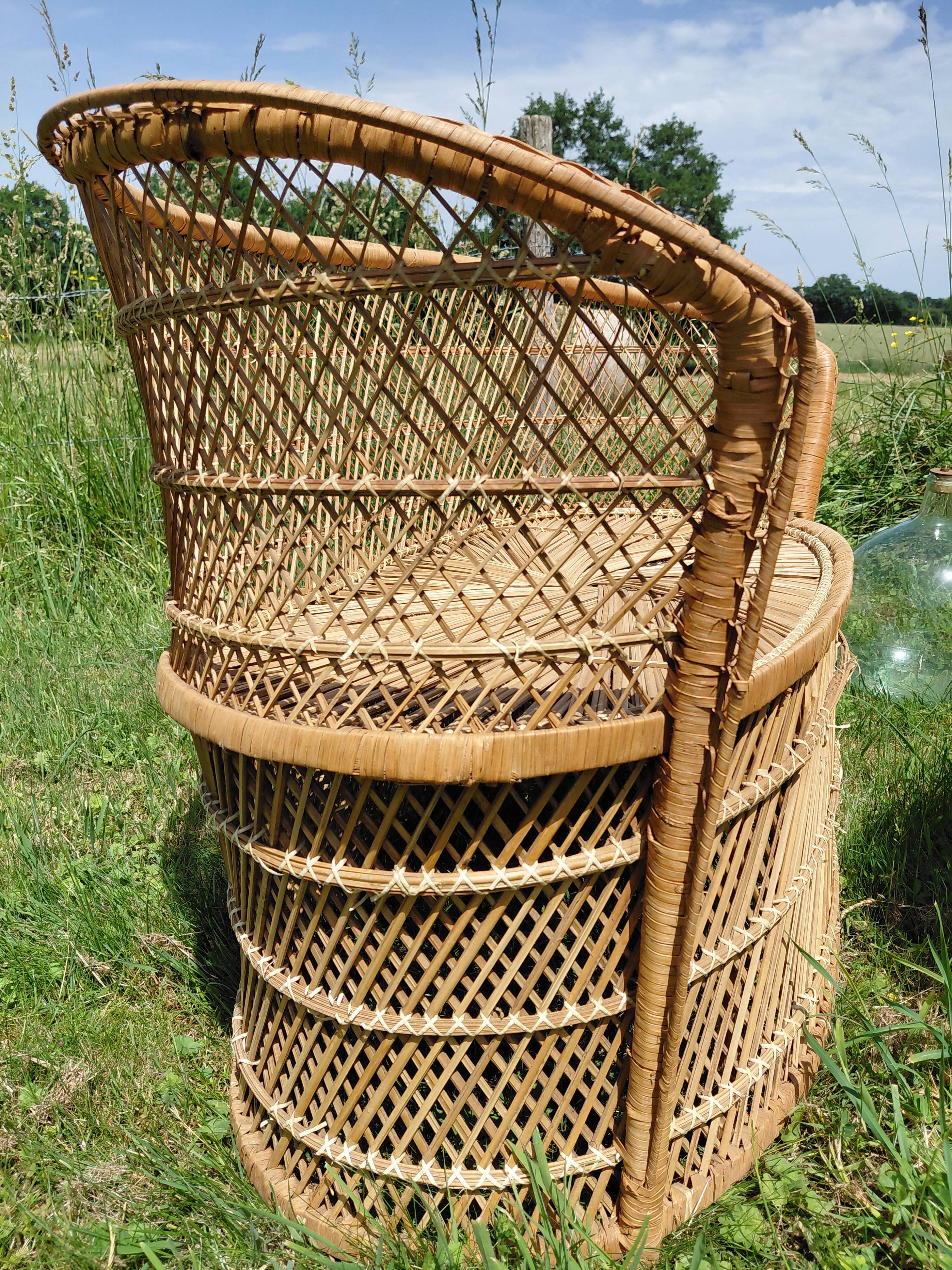 Vintage garden furniture in wicker rattan 1960 - complete 4-piece set