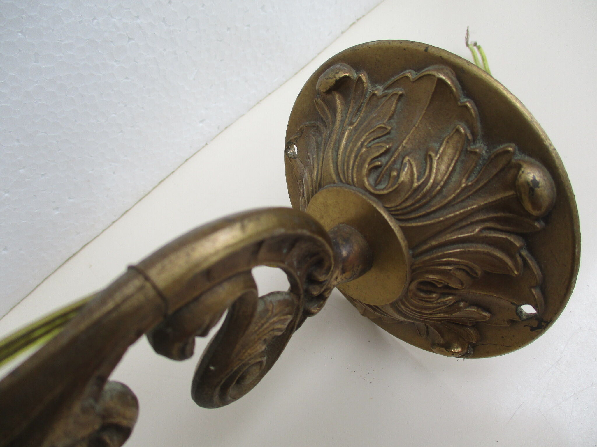 Bronze wall lamp + tulip lampshade