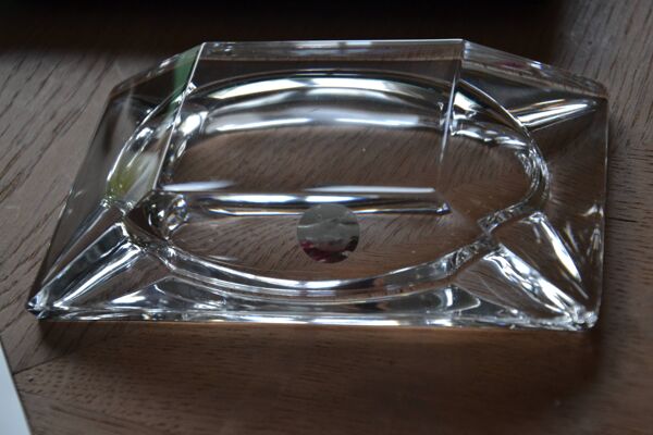 Ancien cendrier en cristal avec son support en cuir