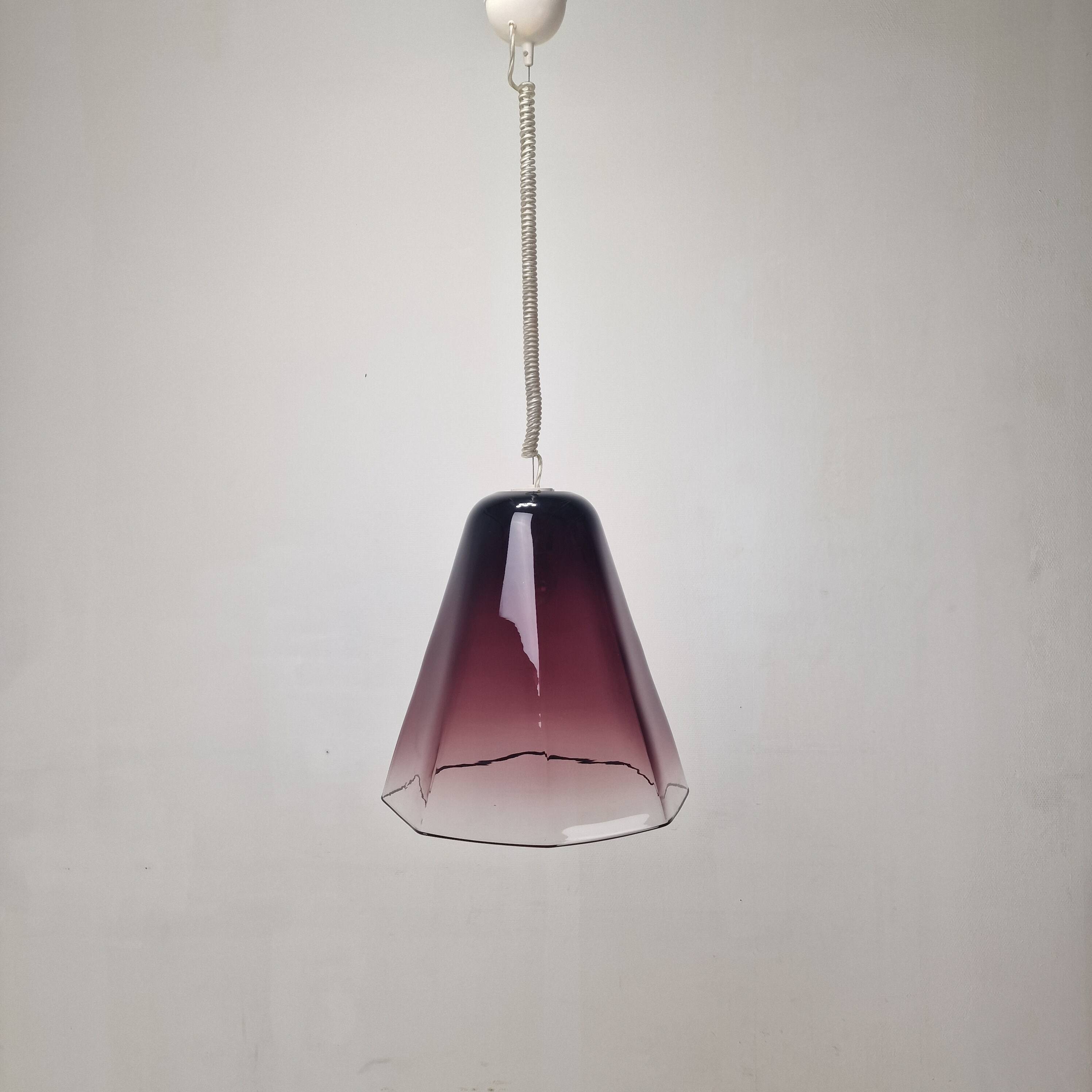 Italian Elegance – Leucos Pendant Light with Transparent Purple Murano Glas