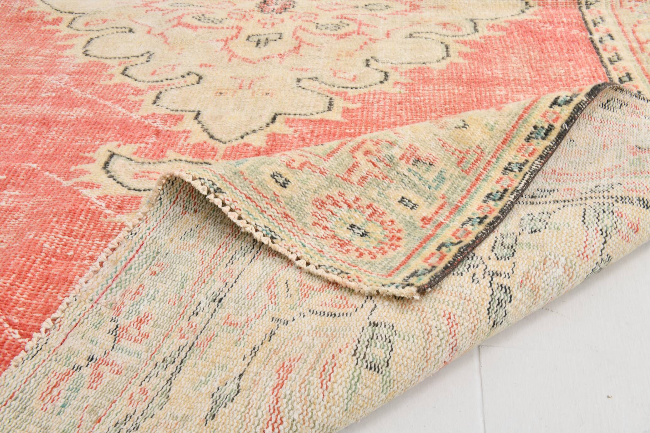 5x8 Red & Cream Turkish Rug 172x256Cm SK 21933