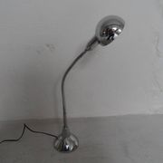 Lampe de bureau vintage en métal chromé des années 60