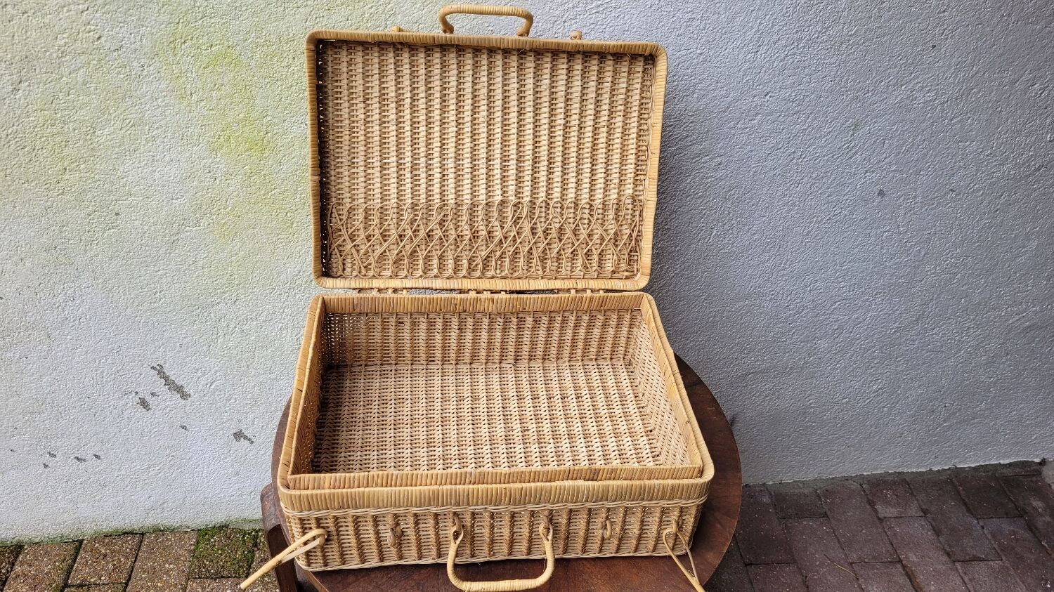 Rattan suitcase 70's