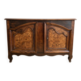 Meuble de rangement ancien en noyer et loupe de noyer