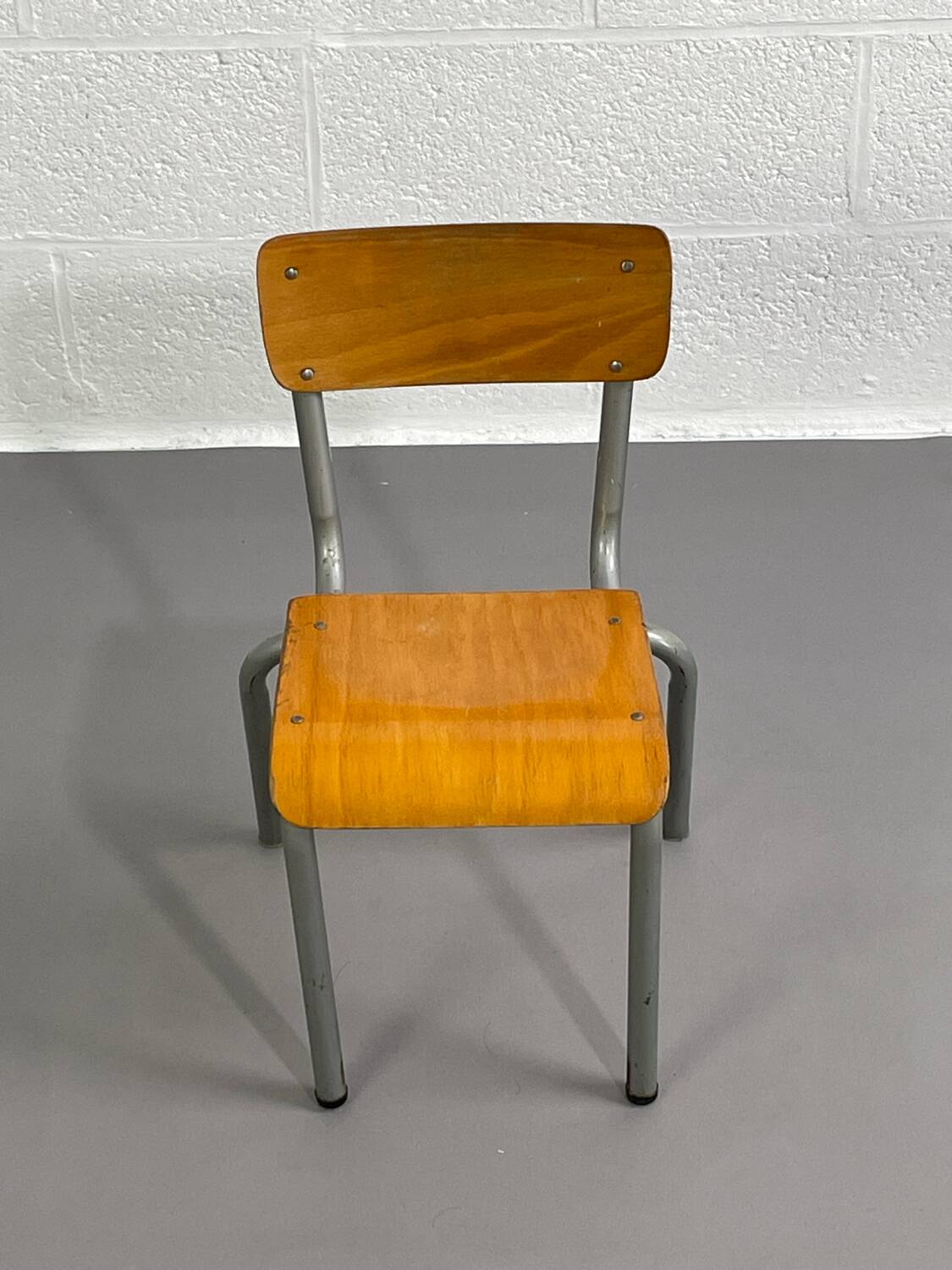 Mullca school chair
