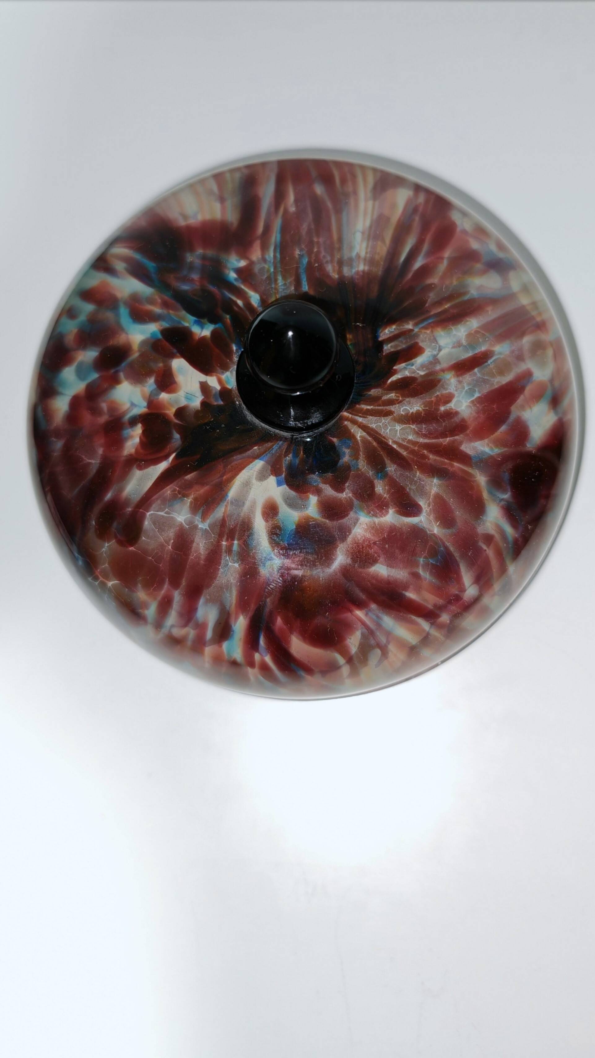 Coloured crystal bonbonnière Art Verrier Saint Louis