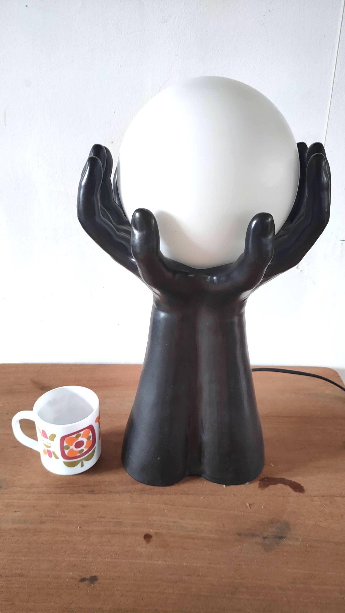 Large ceramic lamp pair of hands design 70s