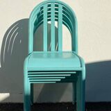Ancienne chaise de restaurant