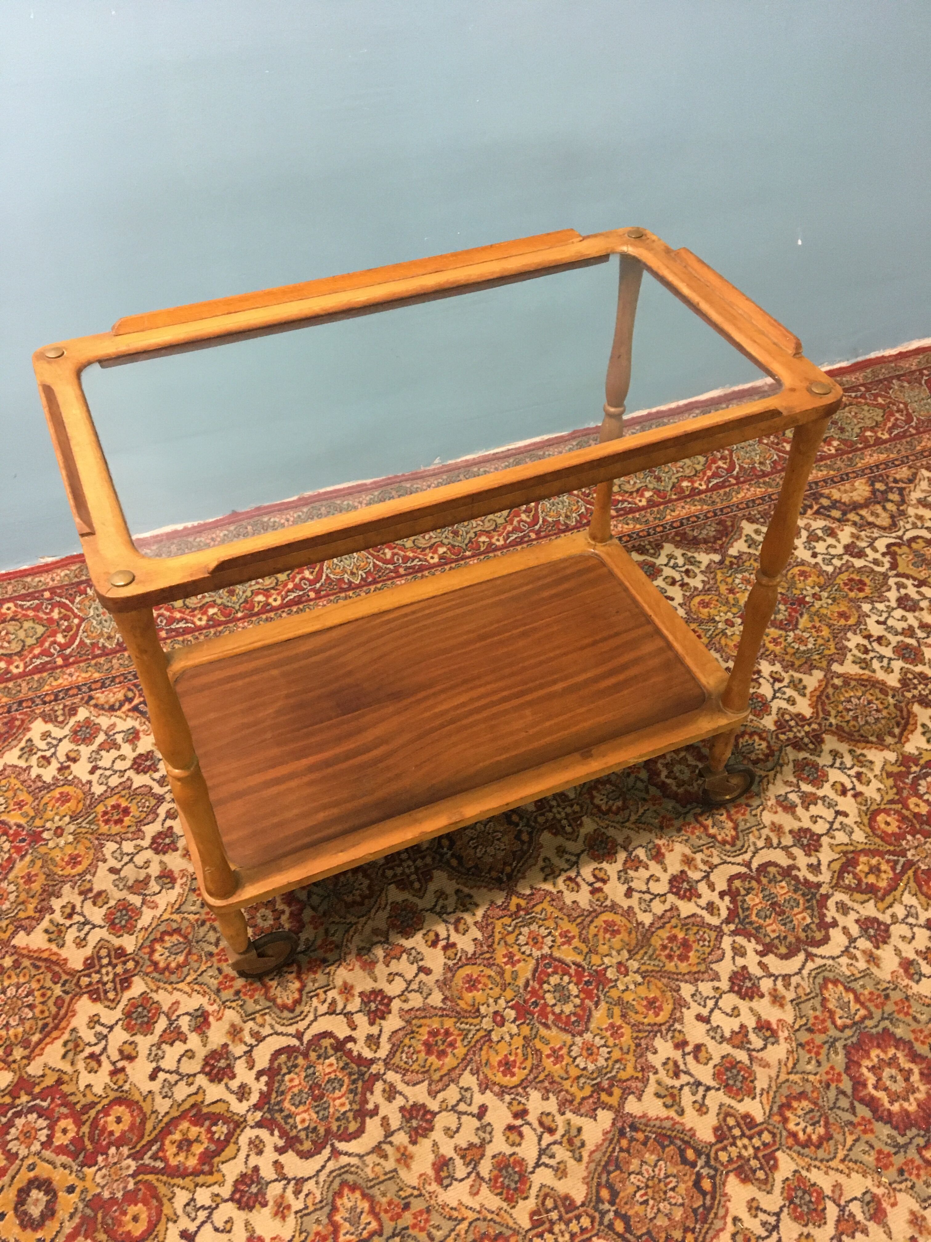 Old blond wood dessert