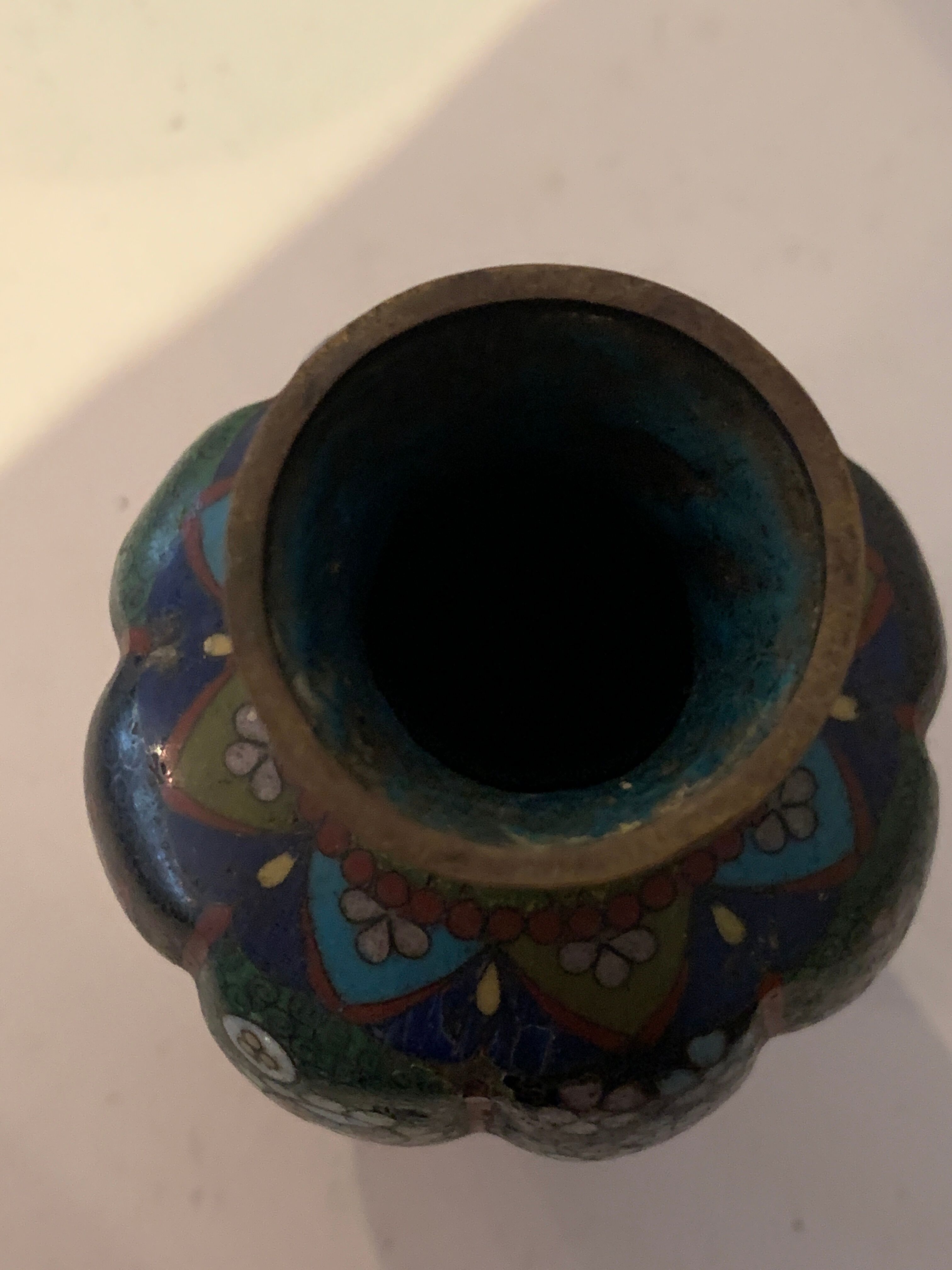Partitioned enamel vase