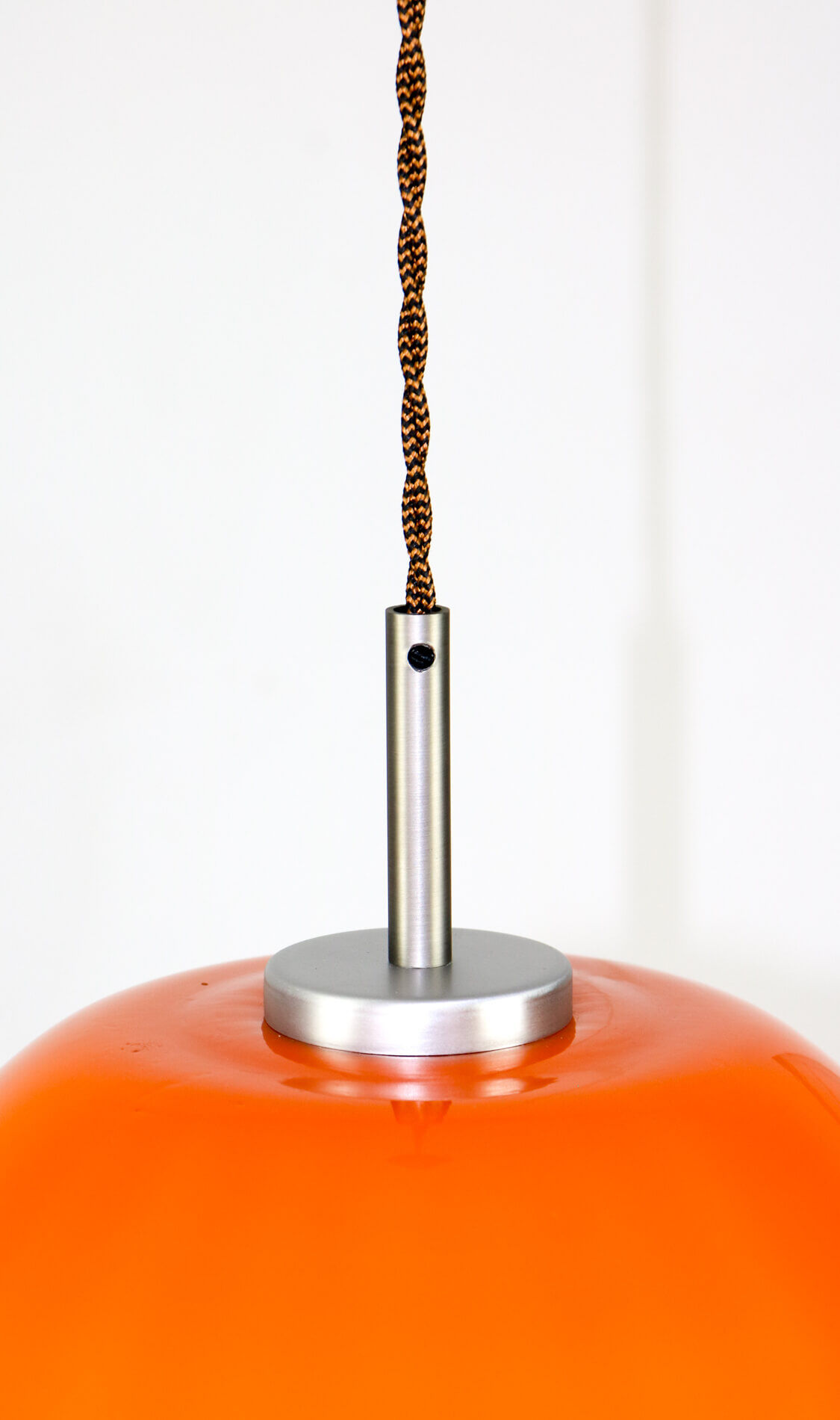 Suspension en verre orange du milieu du siècle