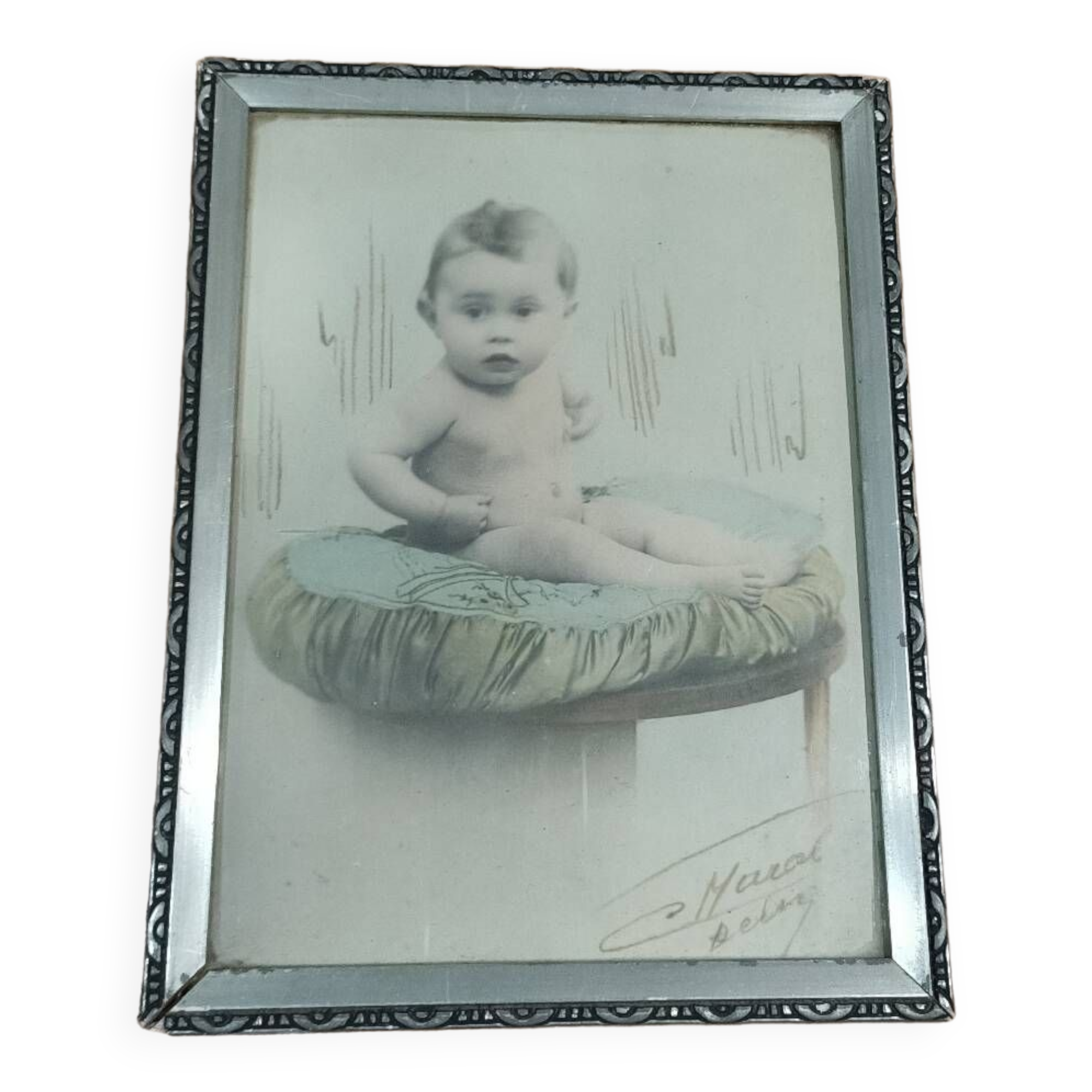 Art-deco photo frame