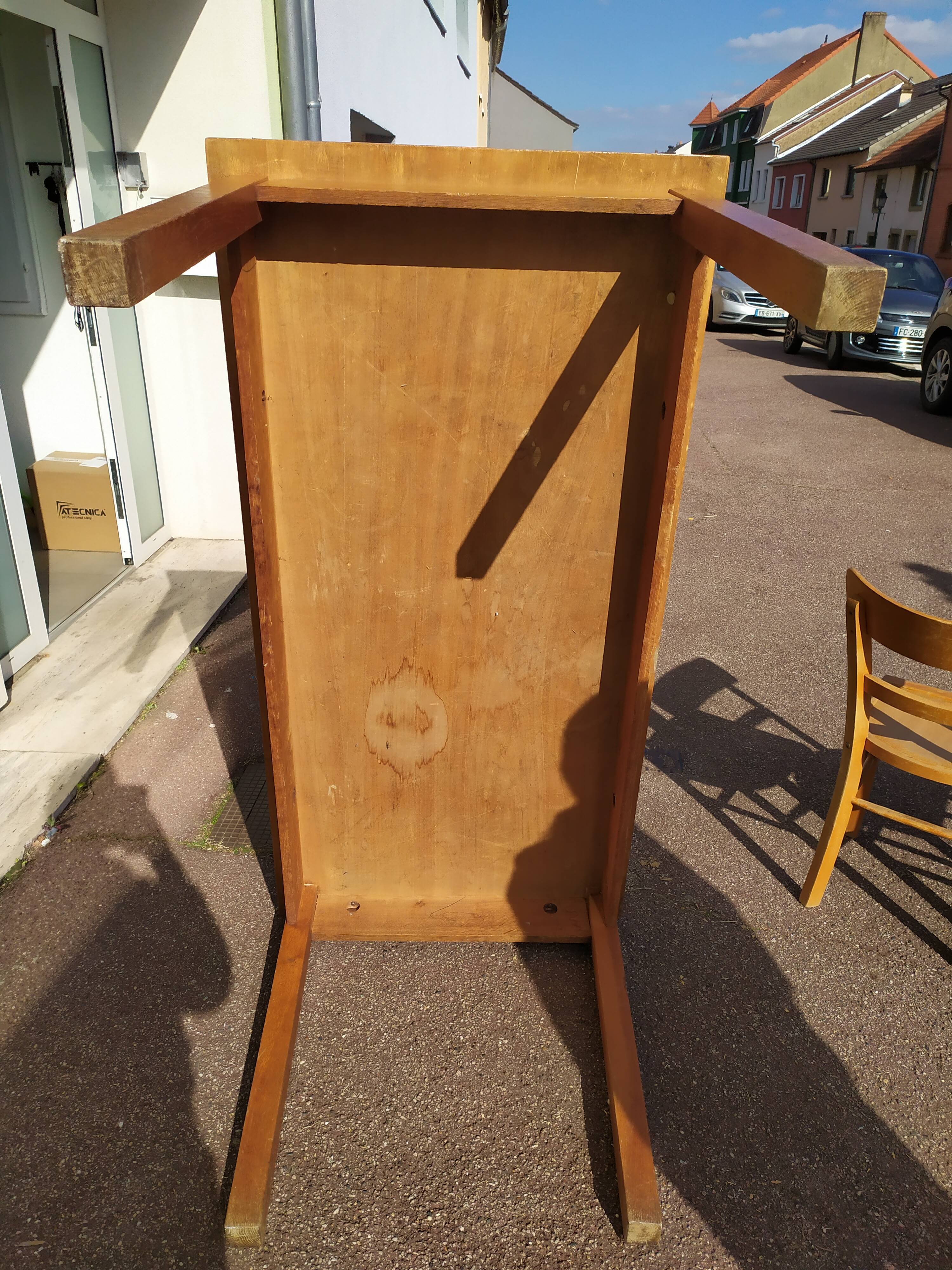 Old farm bistro table in solid wood 50/60