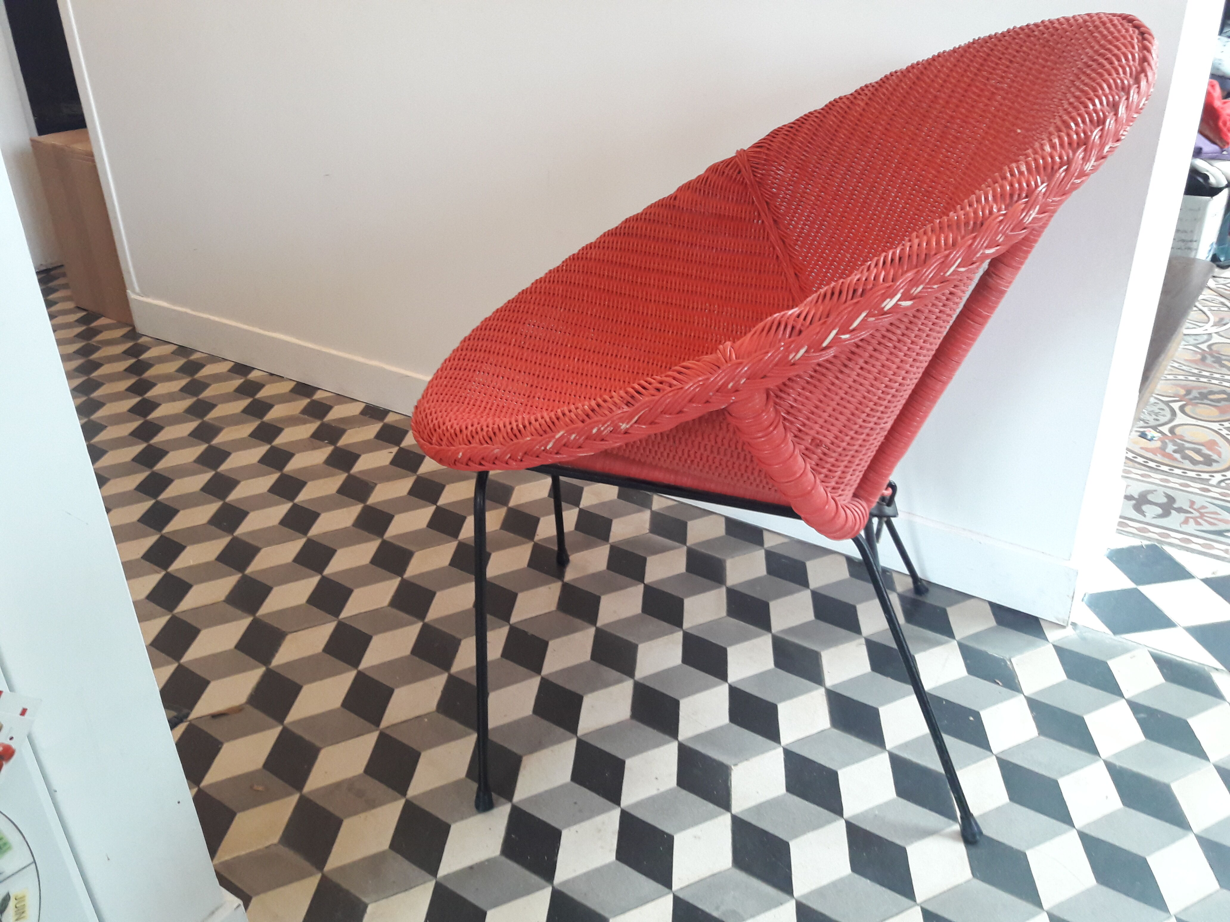 Armchair basket red vintage style frame metal seat wicker rattan scoubidou