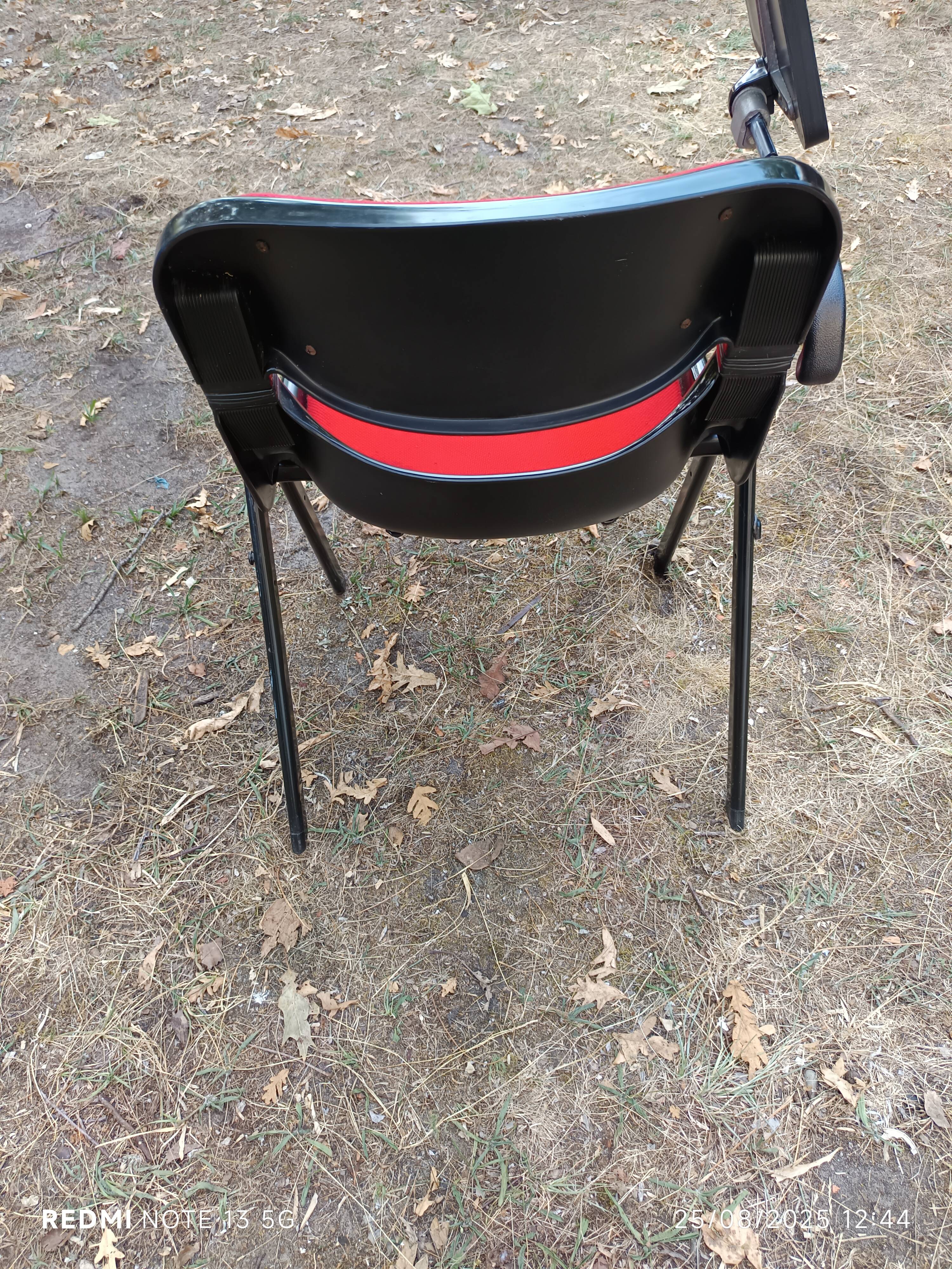 University chair tablet Dorsal Emilio Ambasz Giancarlo Piretti 1990