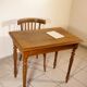Table pieds cannelés