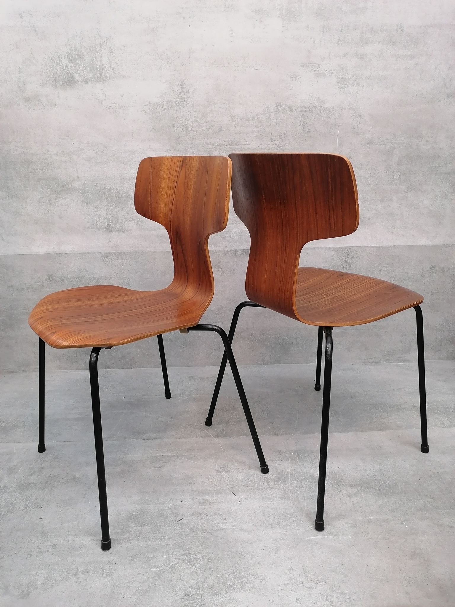 Set of 2 model 3103 Hammer chairs by Arne Jacobsen for Fritz Hansen, Denmark , 1969