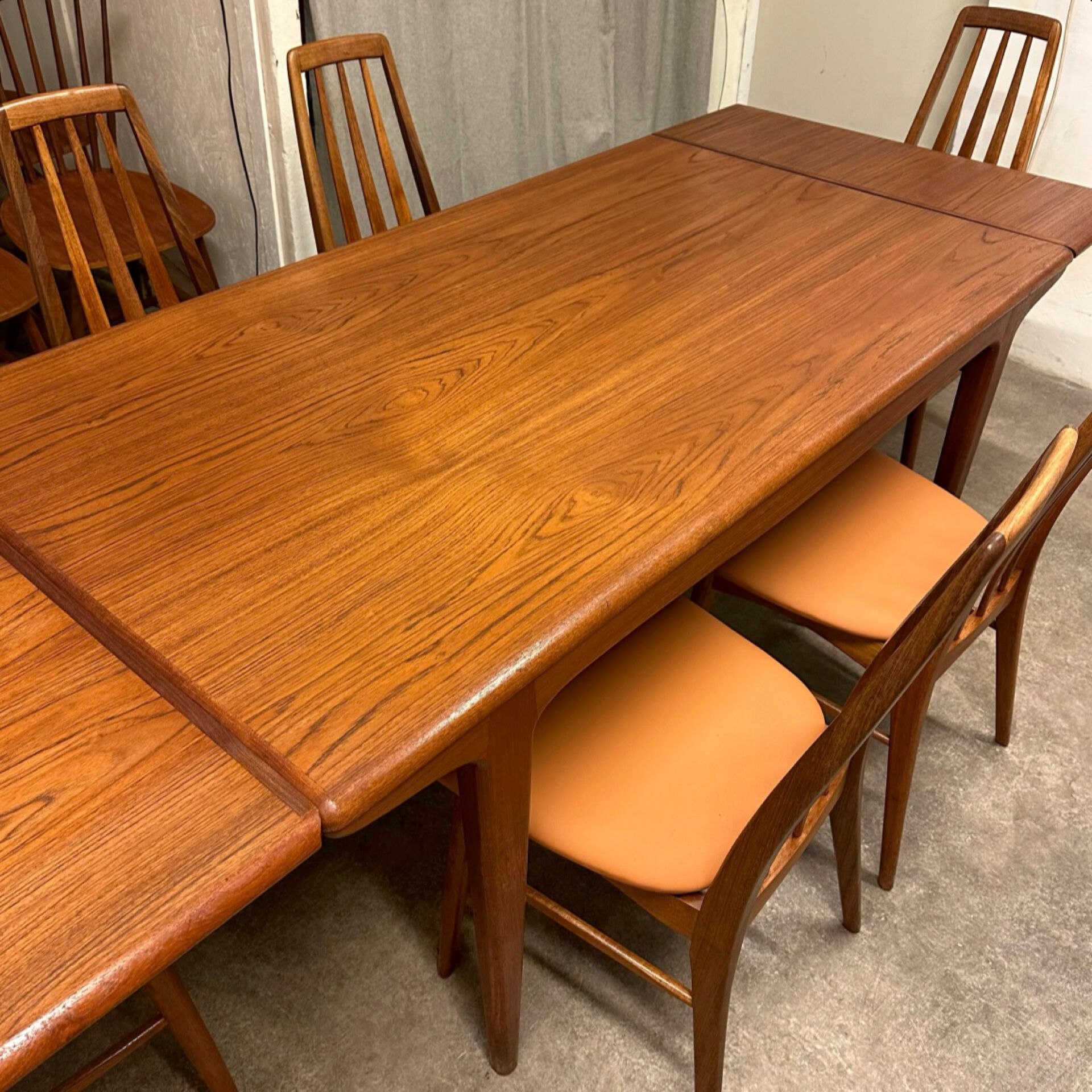 Teak dining table, 1960
