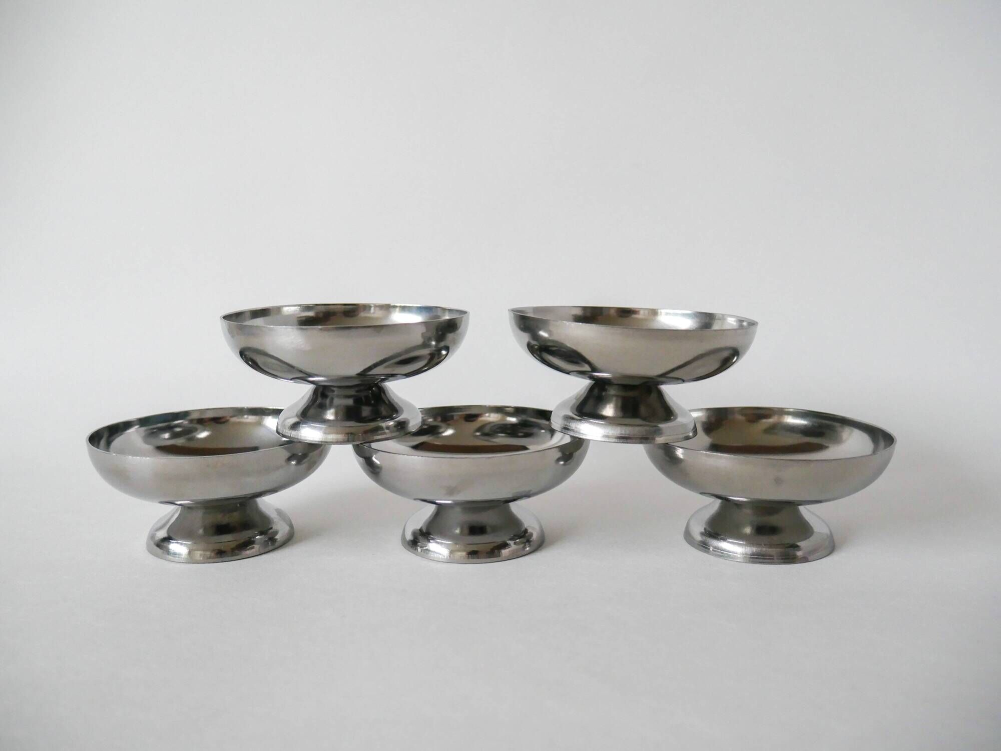 set of 5 small designer stainless steel bowls 1970 9 x 4 cm