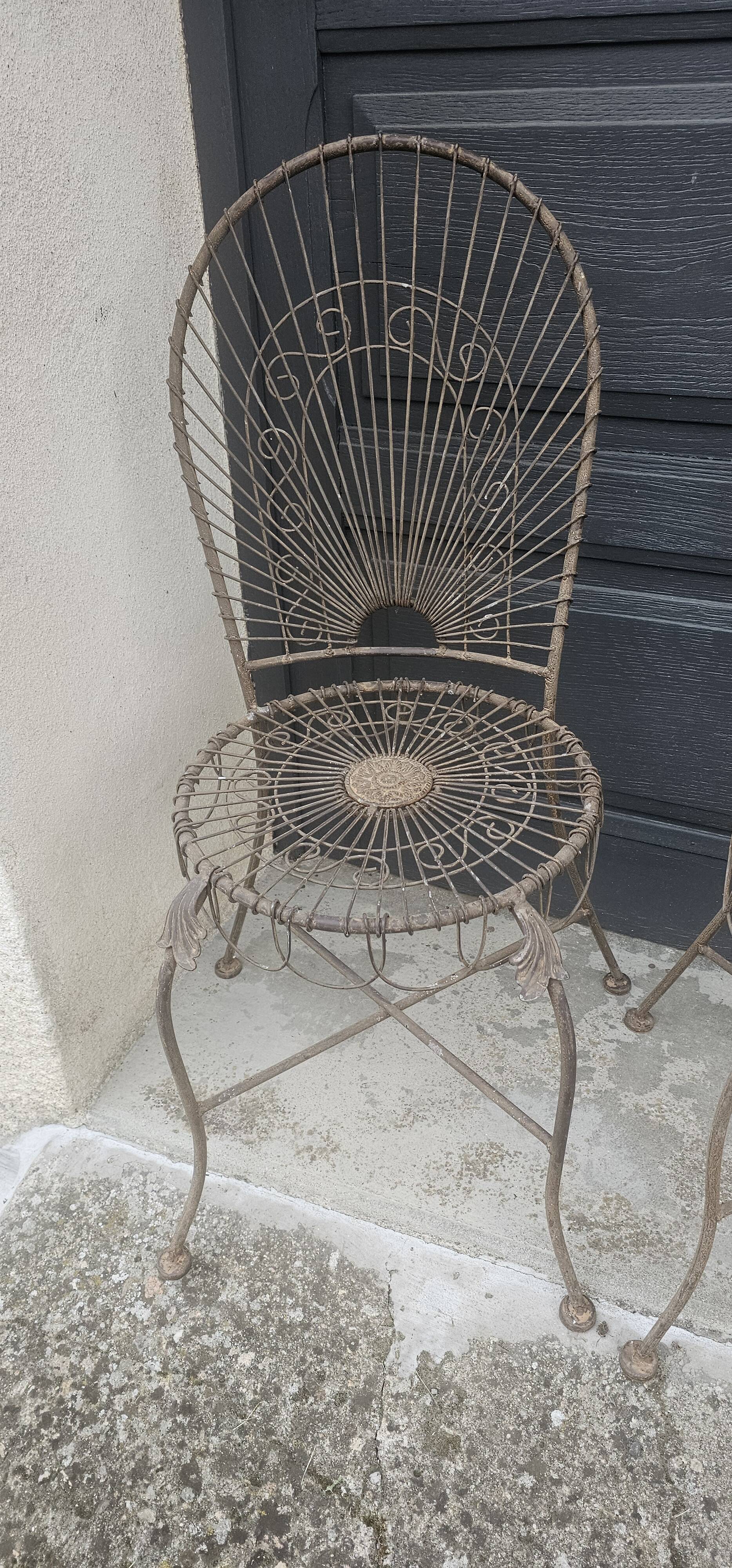 Chaises de jardin ajourées style John salterini