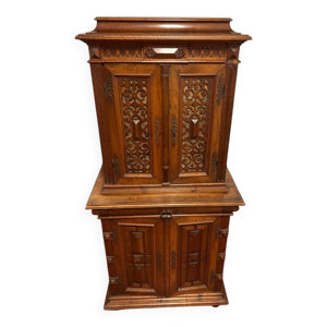 buffet ancien style Renaissance